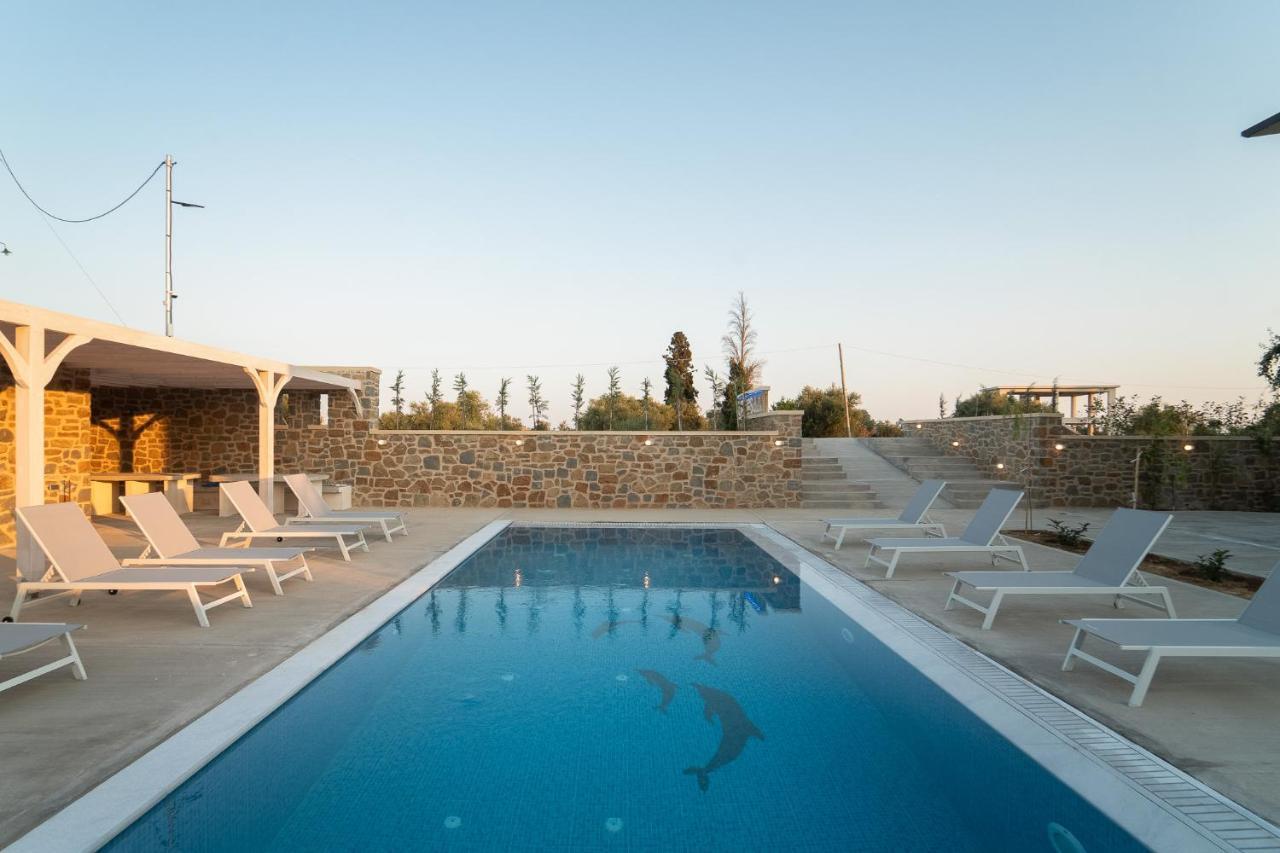 Lithos Suites Finikounta Exterior photo