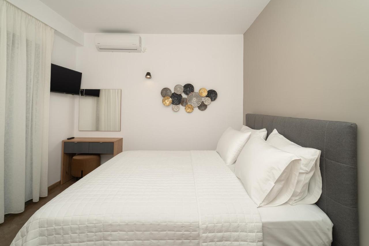 Lithos Suites Finikounta Exterior photo